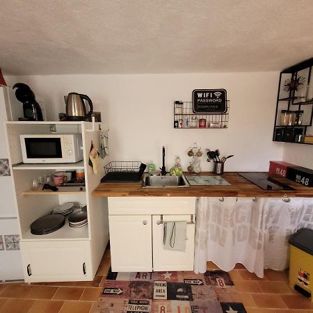 Superbe Studio Proches Toutes Commodites Place Du Marche De St Roch Apartment นีซ ภายนอก รูปภาพ